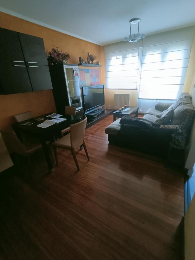 Nala House, Acogedor,Bien Comunicado,Aparcamiento Gratis En La Calle Bilbao Exterior photo