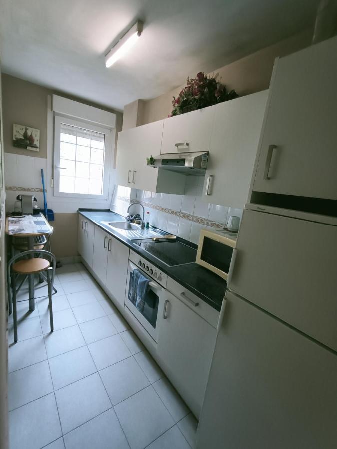 Nala House, Acogedor,Bien Comunicado,Aparcamiento Gratis En La Calle Bilbao Exterior photo